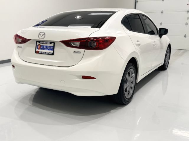 Used 2015 MAZDA MAZDA3 i SV FWD image 12