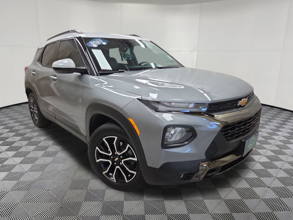 Certified 2023 Chevrolet TrailBlazer ACTIV w/ Sun and Liftgate Package AWD/4WD image 3