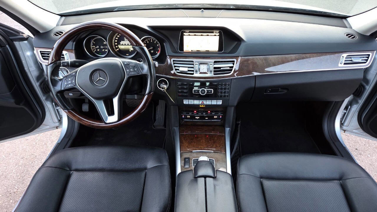 Used 2014 Mercedes-Benz E 350 4MATIC Sedan image 39