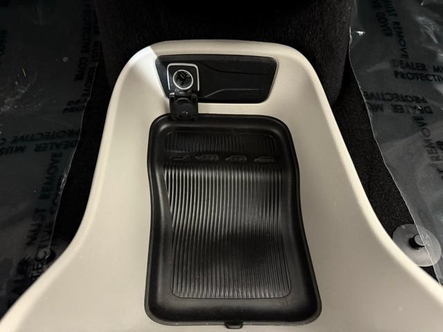 Used 2023 Chrysler Voyager LX FWD image 41