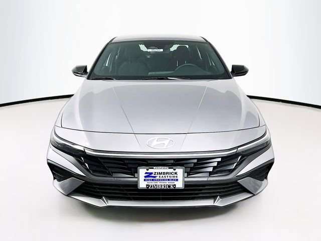 New 2025 Hyundai Elantra SEL w/ Cargo Package image 2