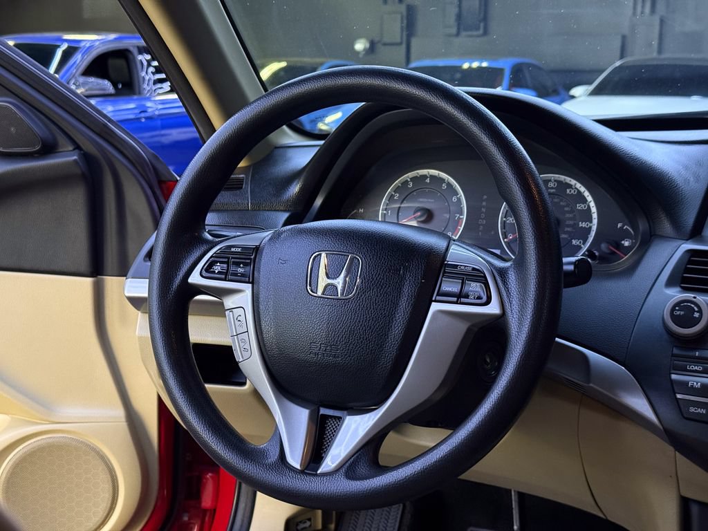 Used 2011 Honda Accord EX image 18