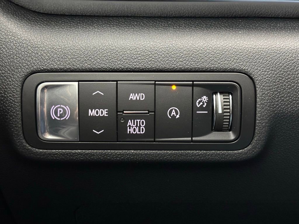 New 2026 GMC Terrain Elevation w/ Elevation Premium Package image 19