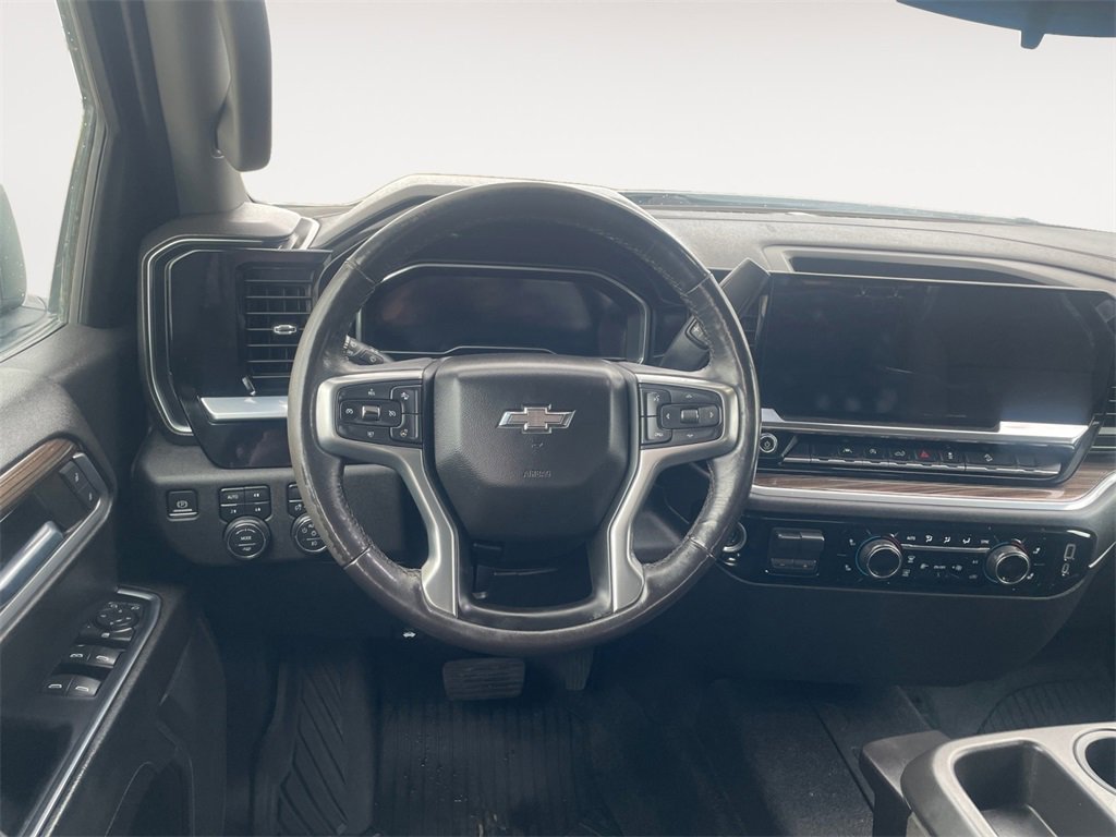 Used 2022 Chevrolet Silverado 1500 RST image 12