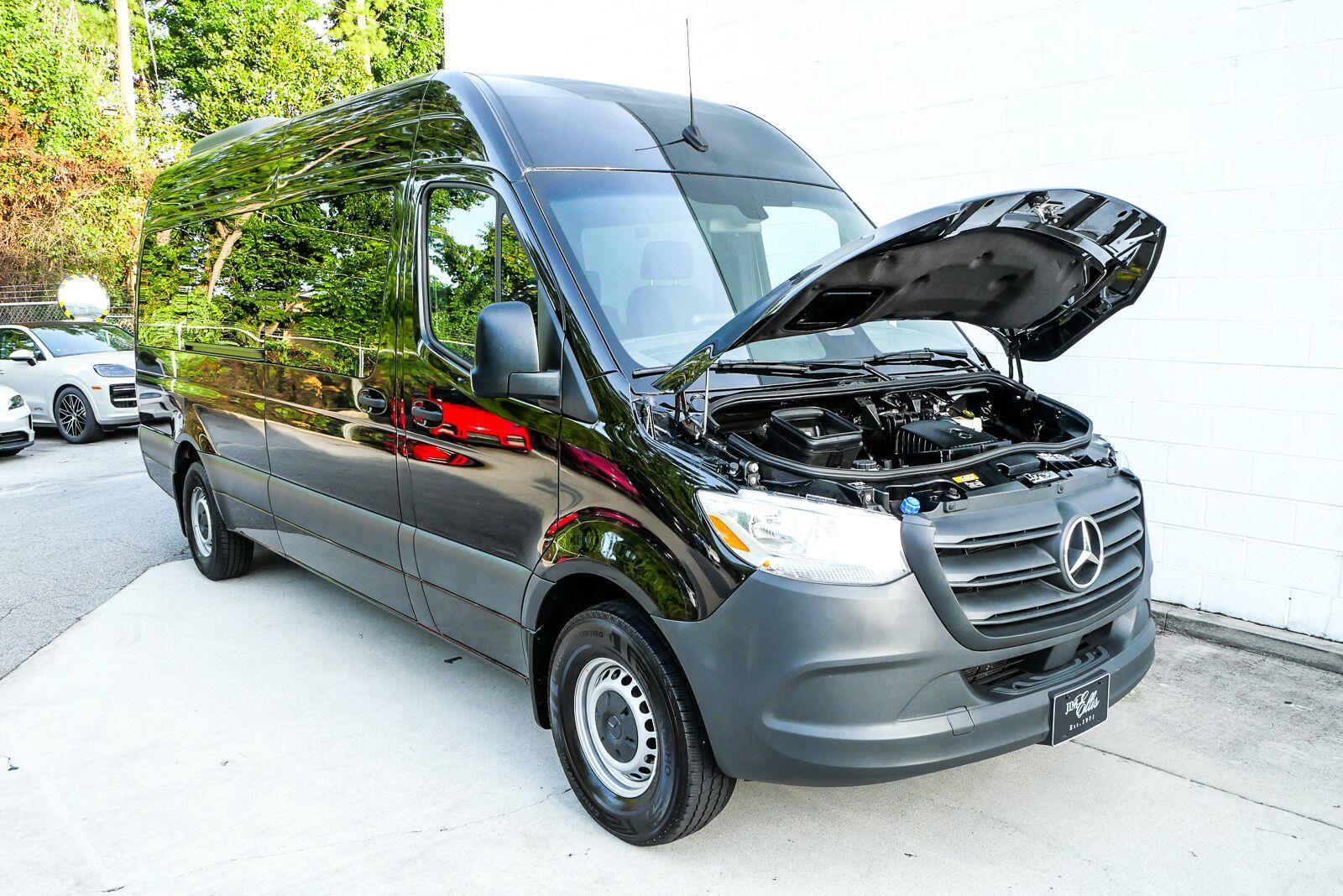 Used 2025 Mercedes-Benz Sprinter 2500 image 29