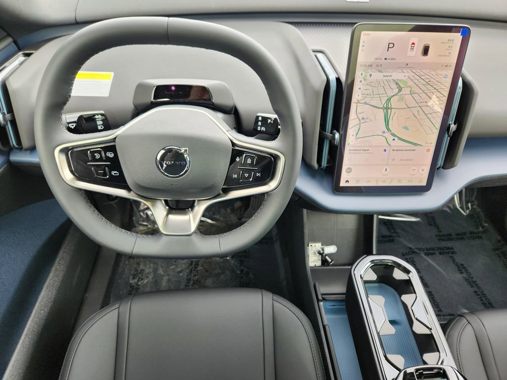 New 2026 Volvo EX30 Plus w/ Climate Package image 3