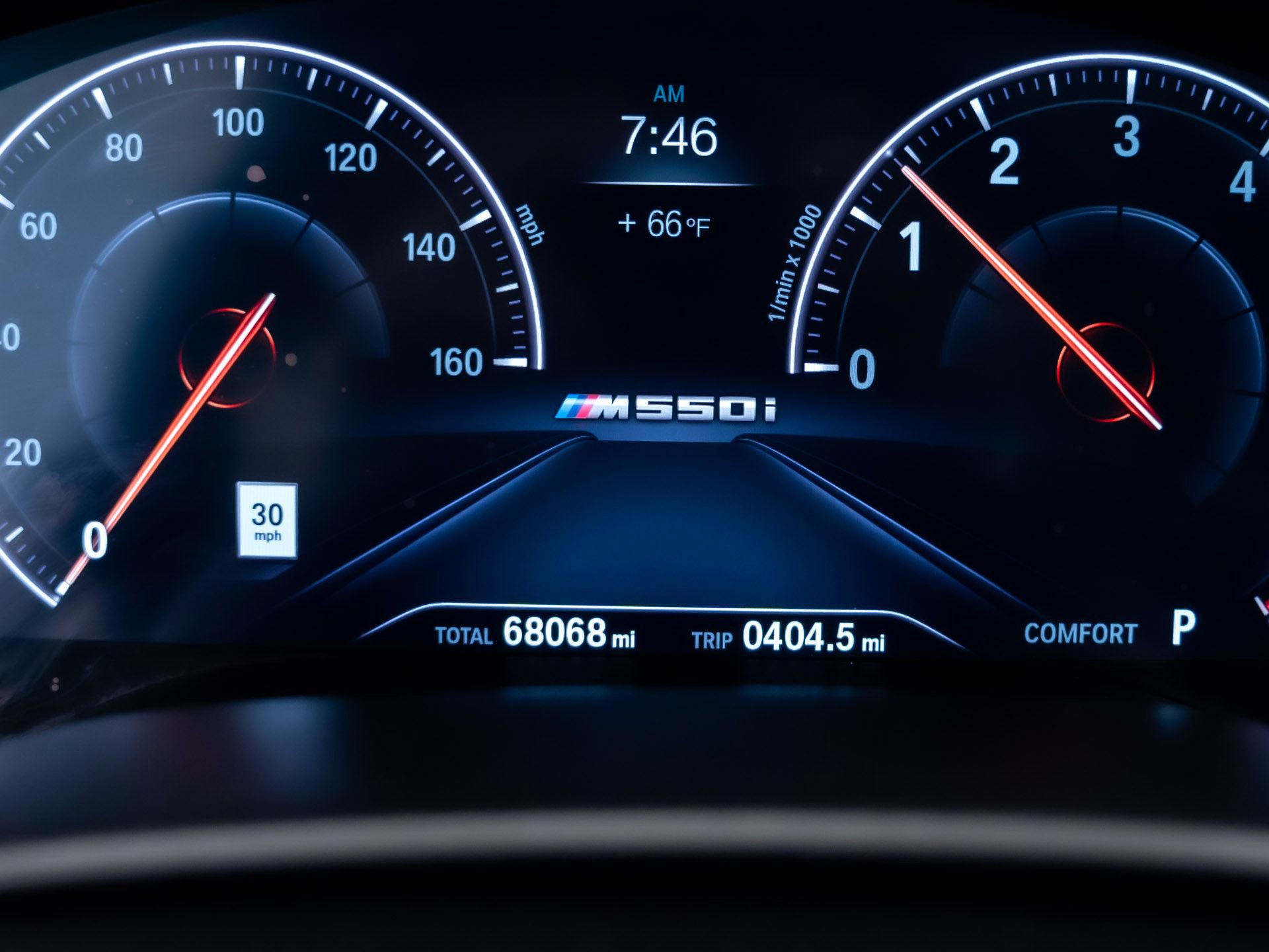 Used 2019 BMW M550i xDrive image 23