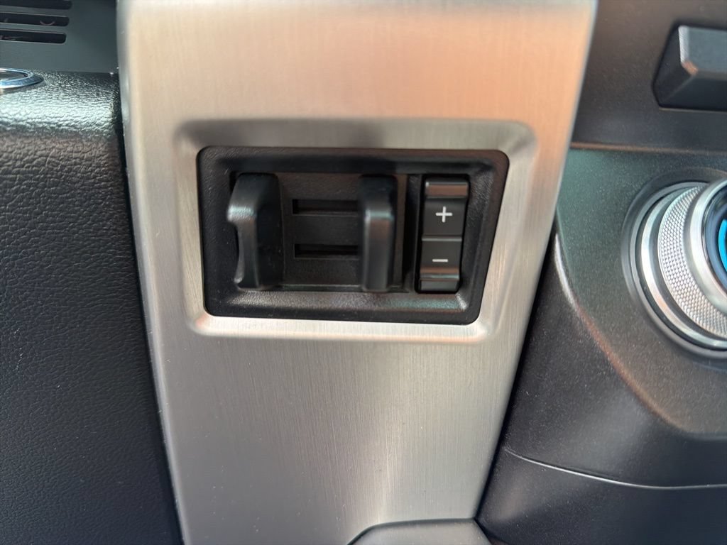 Used 2018 Ford F250 Platinum w/ Platinum Ultimate Package AWD/4WD image 55