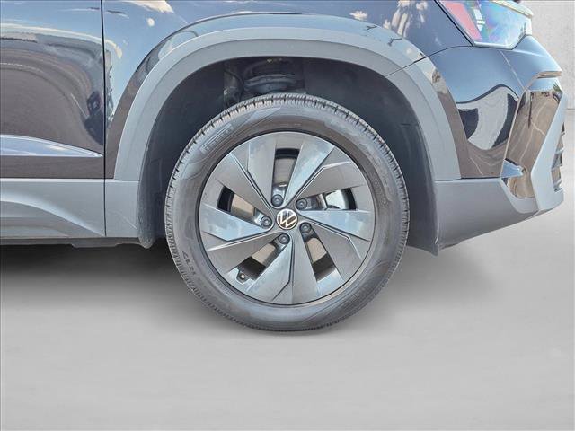 Used 2025 Volkswagen Taos S FWD image 22