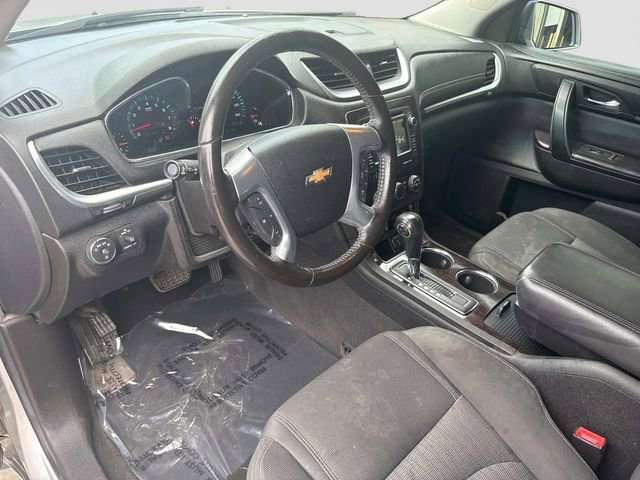 Used 2016 Chevrolet Traverse LT w/ Style and Technology Package FWD image 28