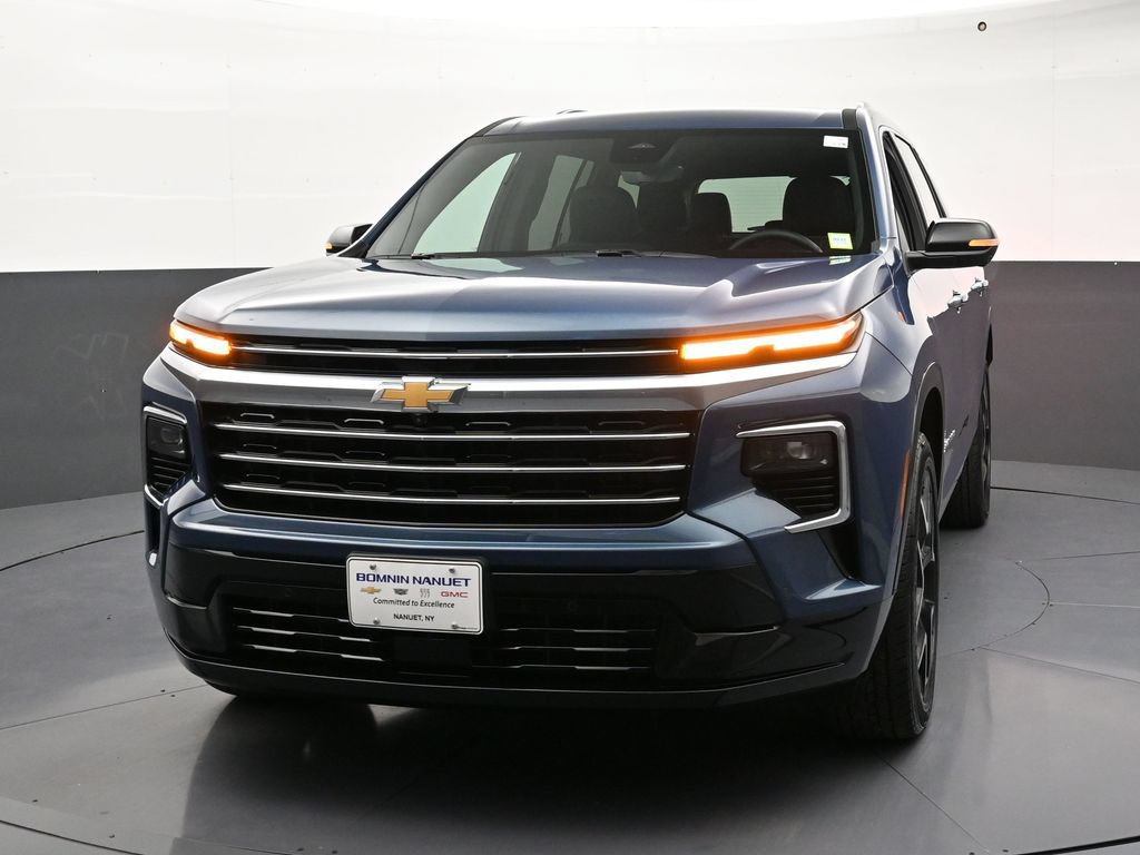 Used 2026 Chevrolet Traverse High Country AWD/4WD image 8