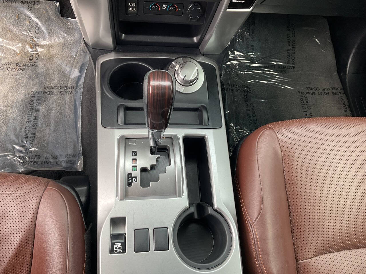 Used 2016 Toyota 4Runner Limited AWD/4WD image 25