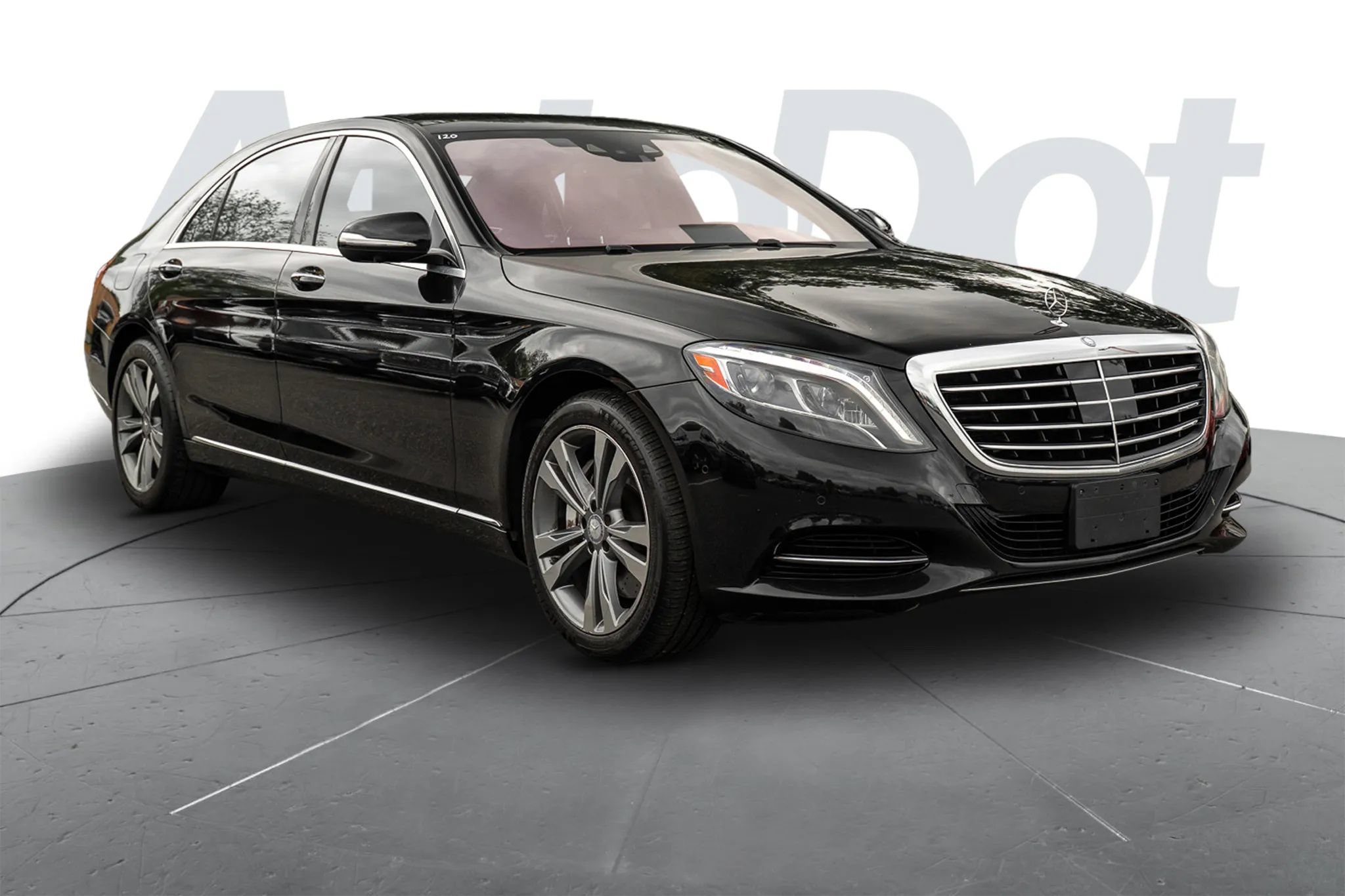 Used 2016 Mercedes-Benz S 550 4MATIC Sedan image 4
