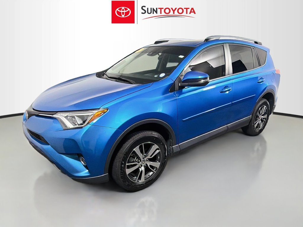 Used 2017 Toyota RAV4 XLE FWD image 7