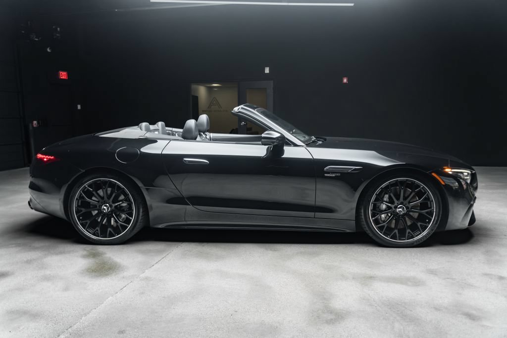 Used 2023 Mercedes-Benz SL 43 AMG image 12