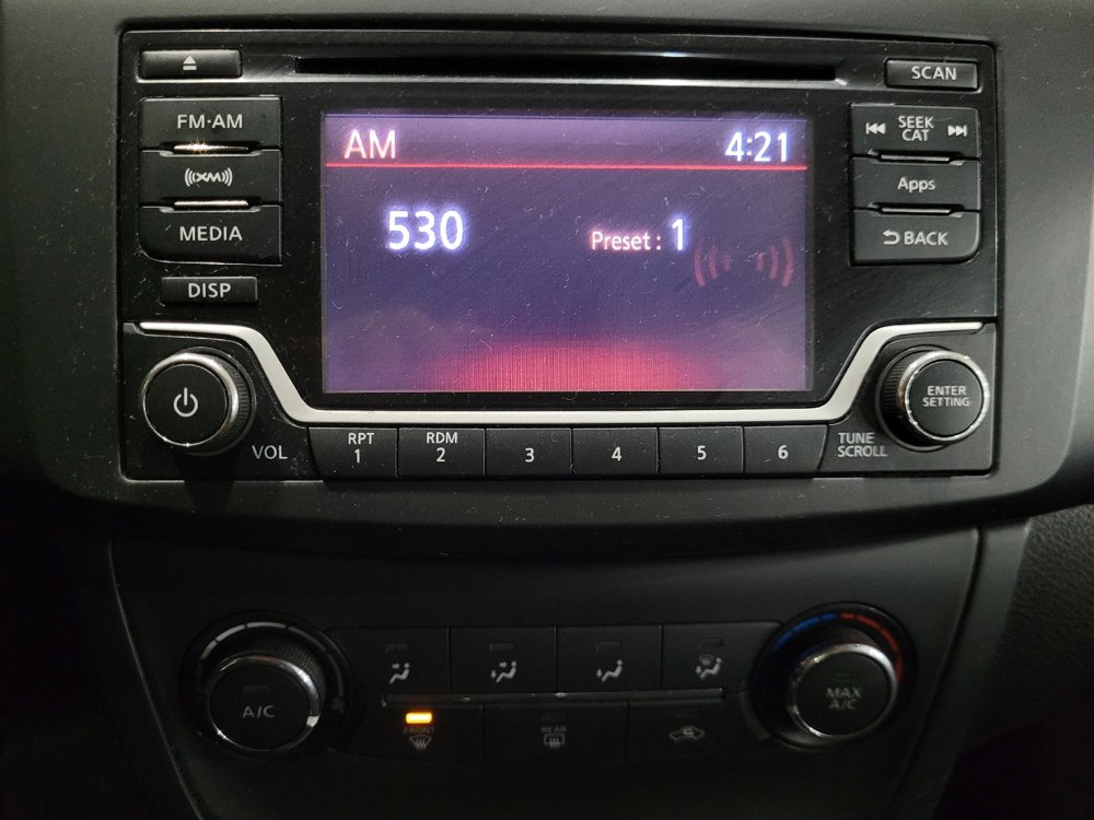 Used 2017 Nissan Sentra S image 25