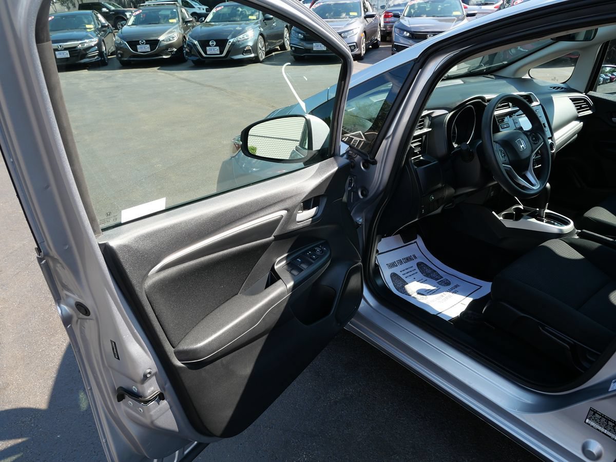 Used 2020 Honda Fit LX image 16