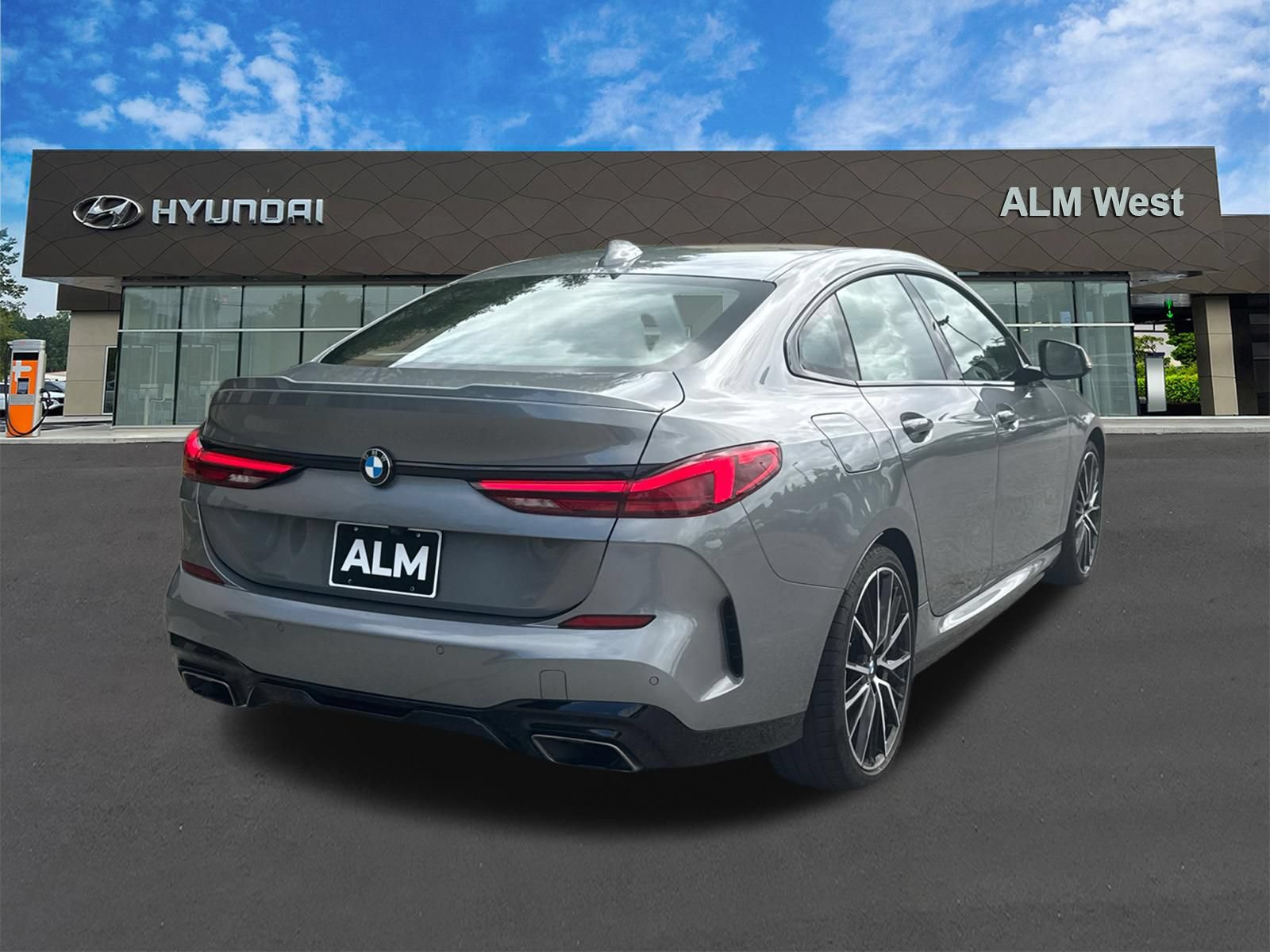 Used 2023 BMW M235i xDrive Gran Coupe AWD/4WD image 5