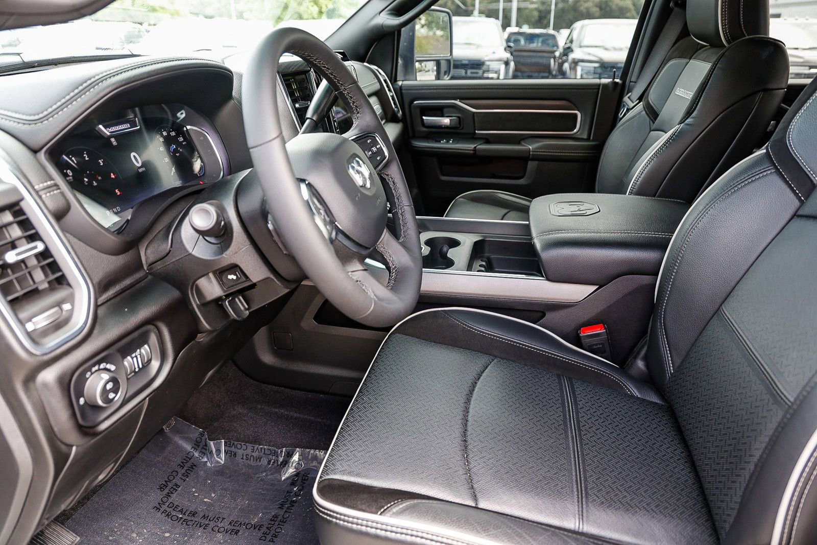 Used 2025 RAM 2500 Laramie w/ Towing Technology Group AWD/4WD image 18