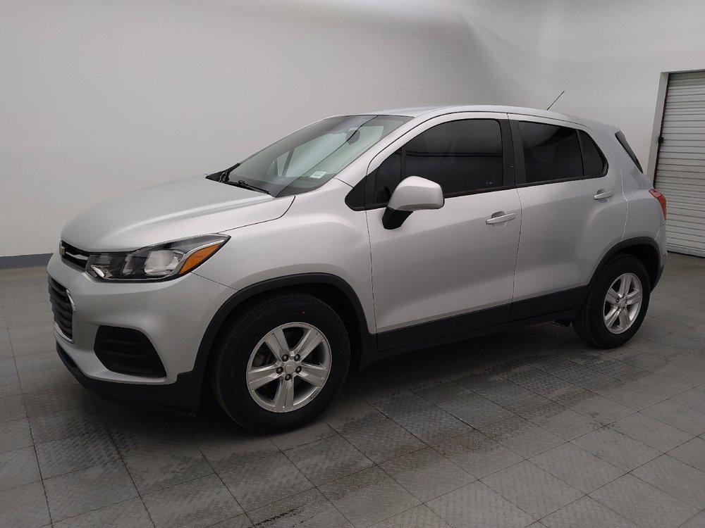 Used 2020 Chevrolet Trax LS w/ Tint and Cruise Package image 2