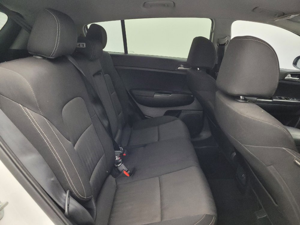 Used 2019 Kia Sportage LX FWD image 19