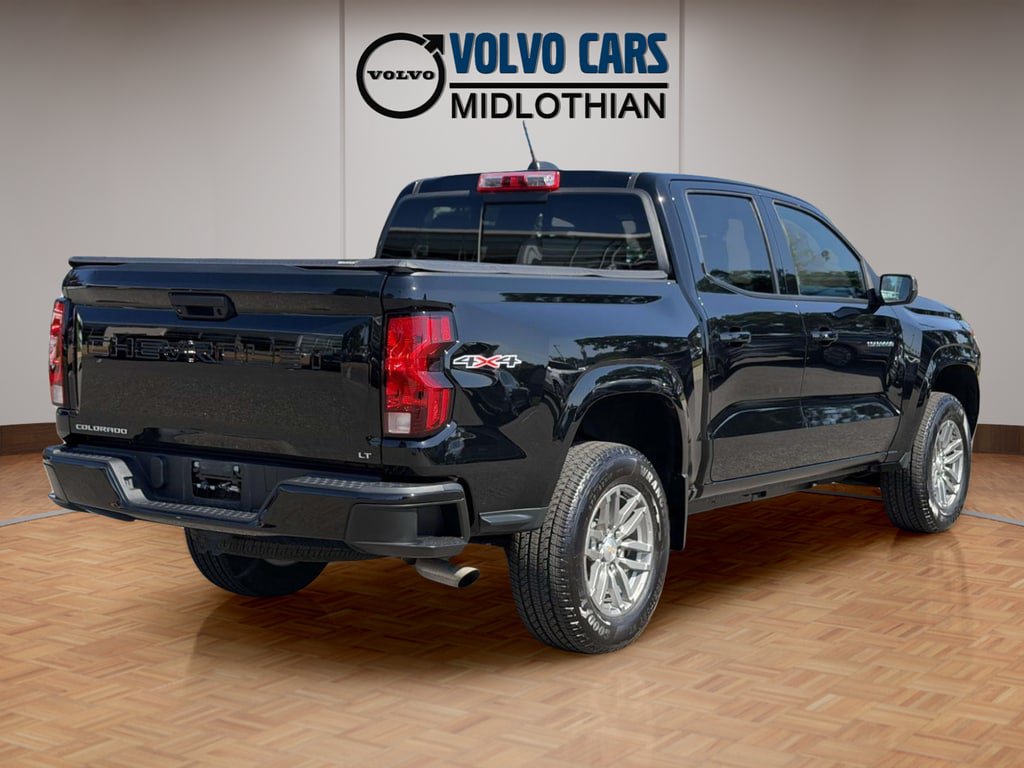 Used 2023 Chevrolet Colorado LT w/ LT Convenience Package II AWD/4WD image 19