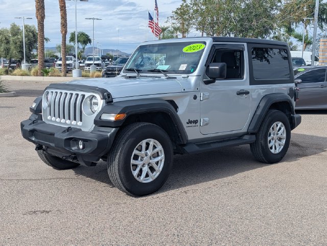 Used 2023 Jeep Wrangler Sport AWD/4WD image 2