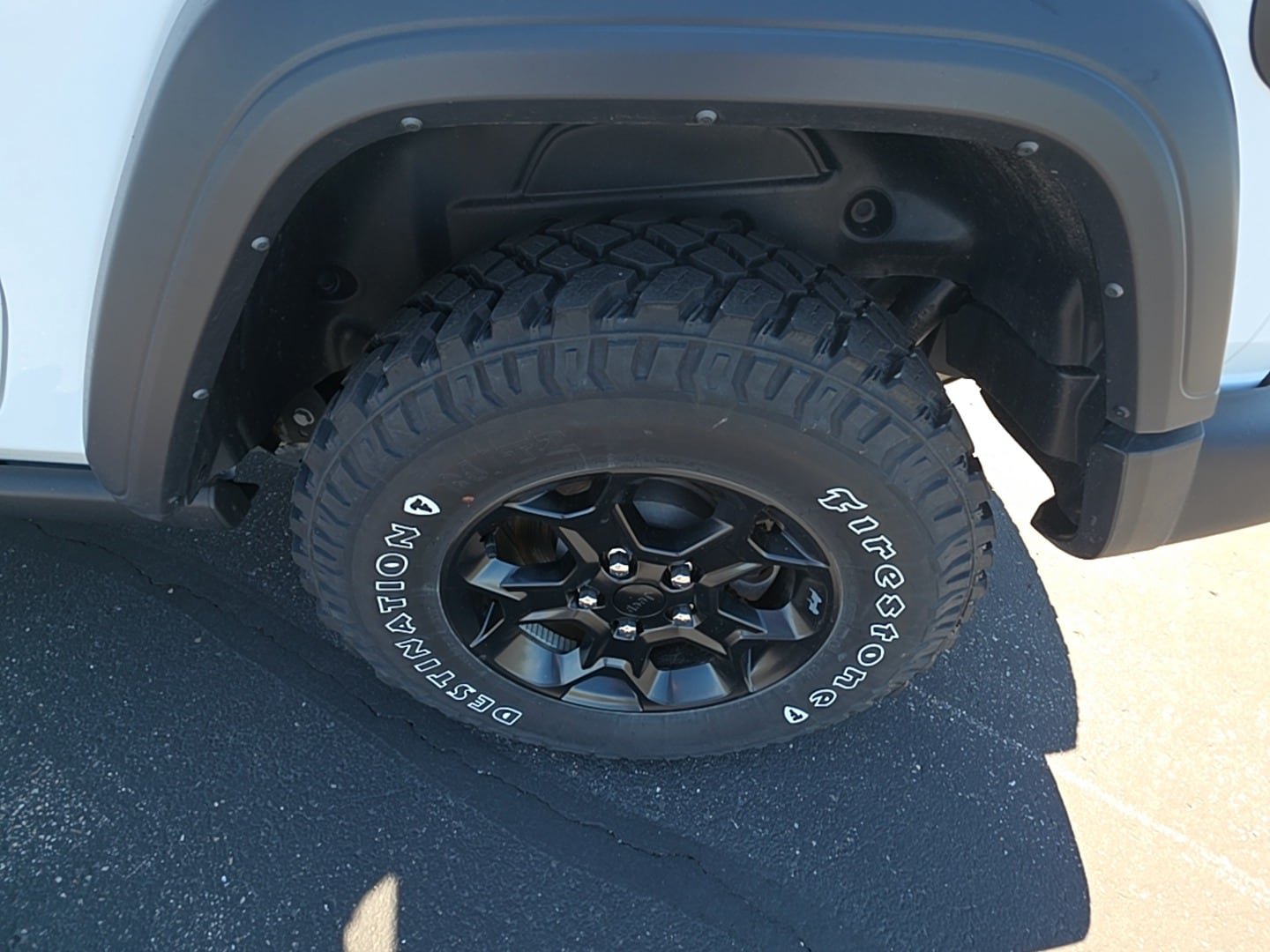Used 2023 Jeep Wrangler Sport AWD/4WD image 8