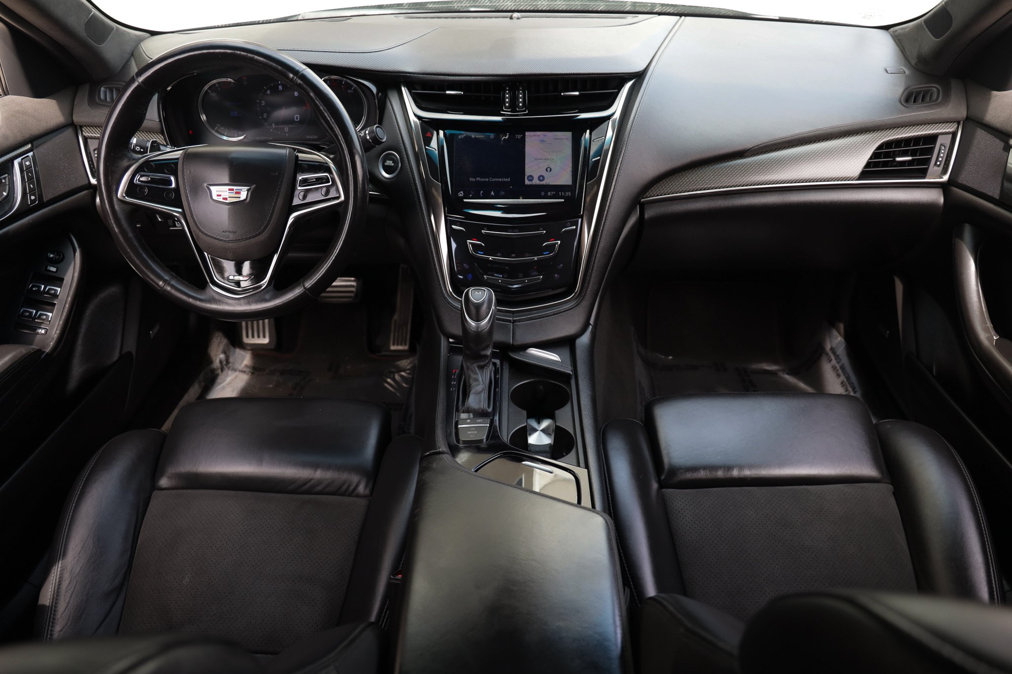 Used 2018 Cadillac CTS V w/ Luxury Package RWD image 2