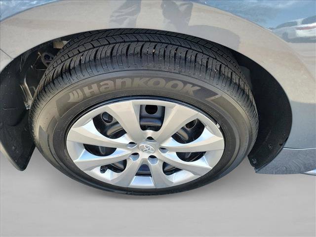 Used 2025 Toyota Corolla LE image 11