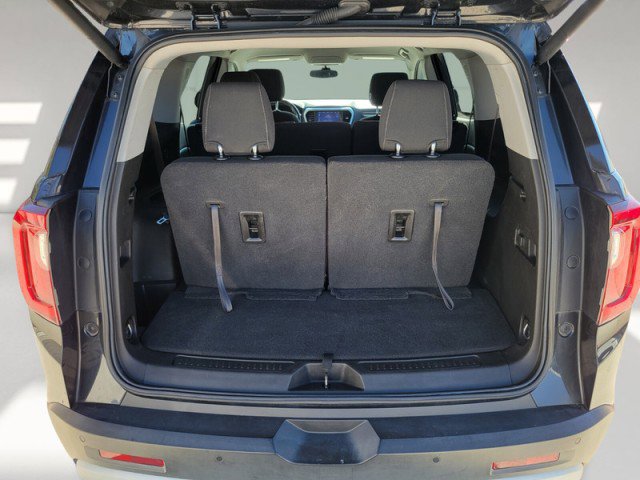 Used 2020 GMC Acadia SLE w/ Driver Convenience Package image 5