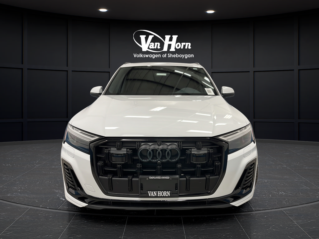 Used 2025 Audi Q7 3.0T Premium Plus w/ Premium Plus Package AWD/4WD image 2