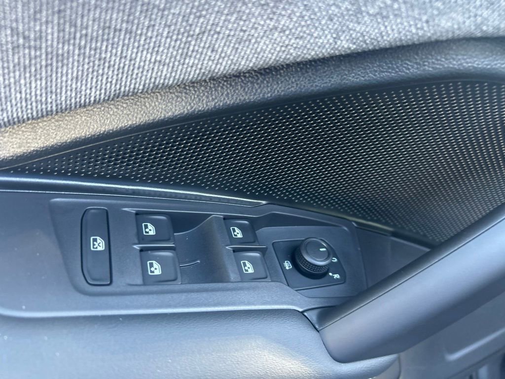 New 2026 Volkswagen Tiguan S image 45