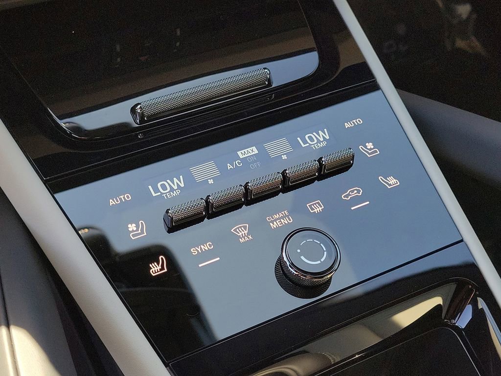 New 2026 Porsche Cayenne image 32