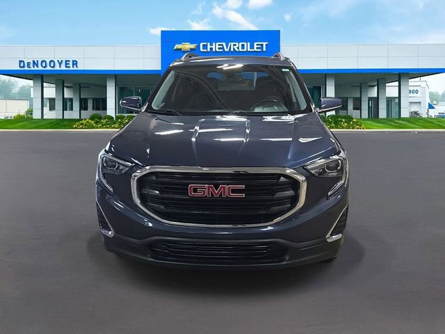 Used 2018 GMC Terrain SLE w/ Driver Convenience Package image 2