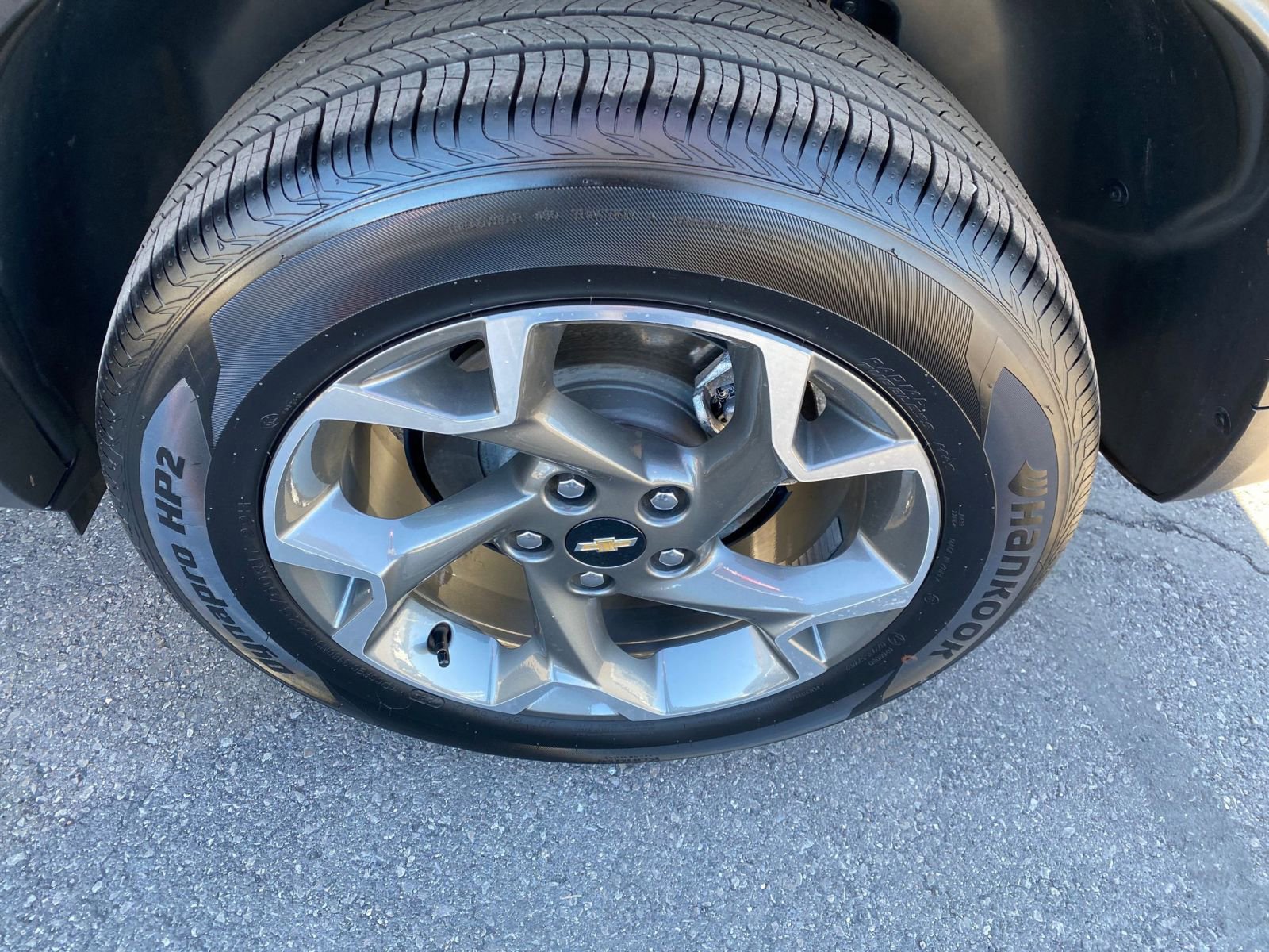 Used 2025 Chevrolet Trax LT w/ LT Convenience Package image 30