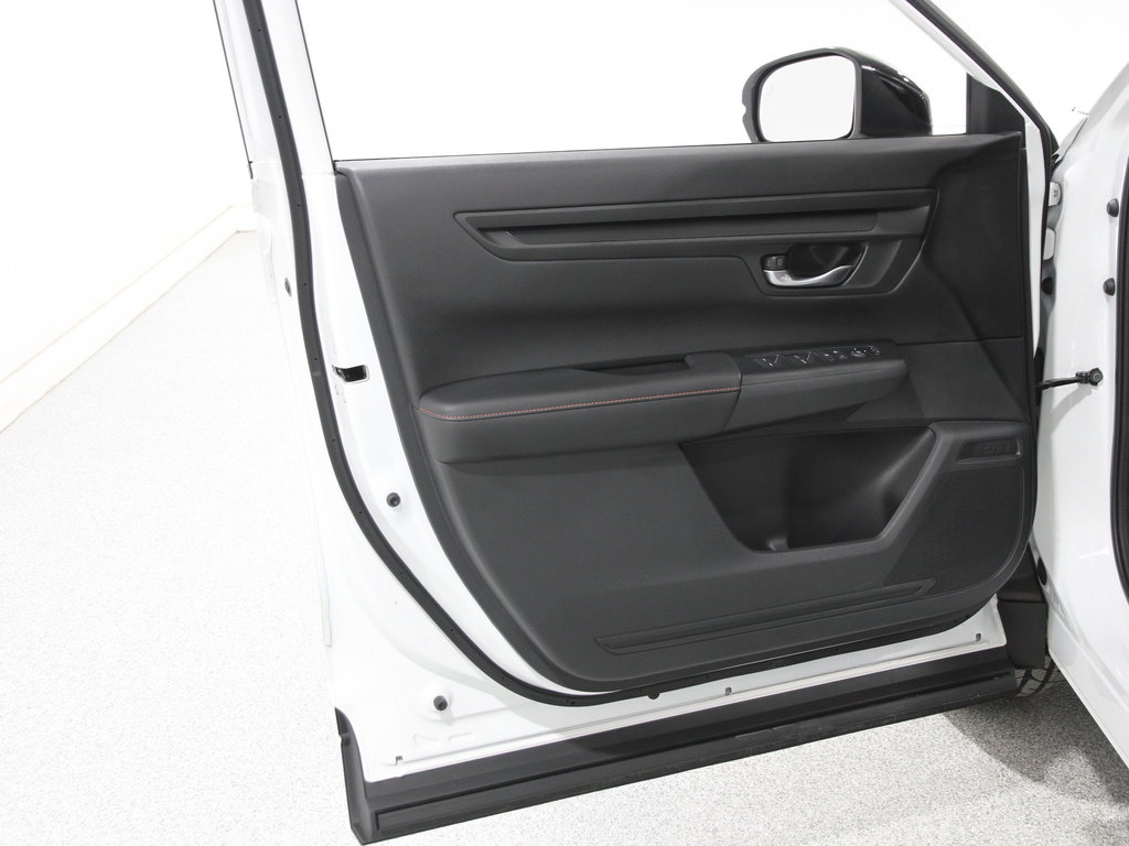 Used 2023 Honda CR-V Sport image 4