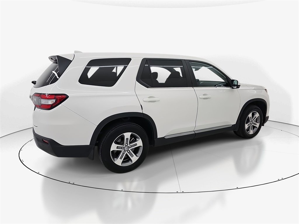 Certified 2024 Honda Pilot EX-L image 5