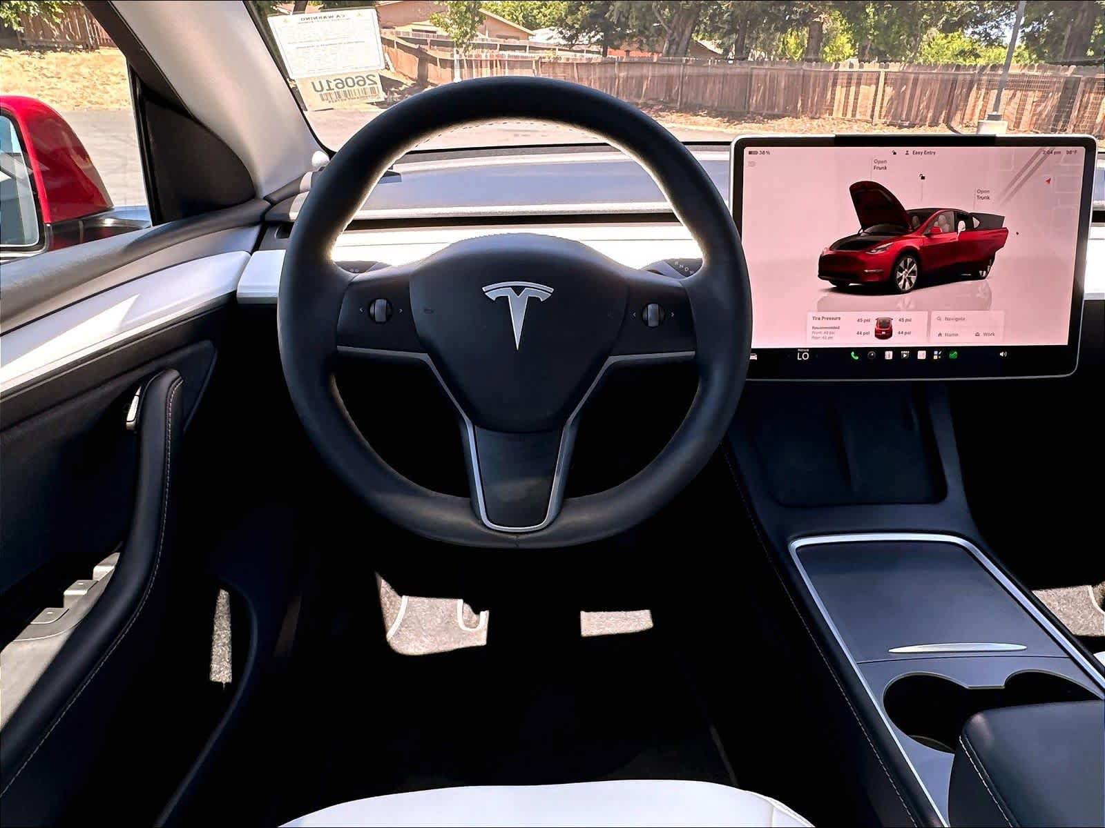 Used 2023 Tesla Model Y AWD image 8