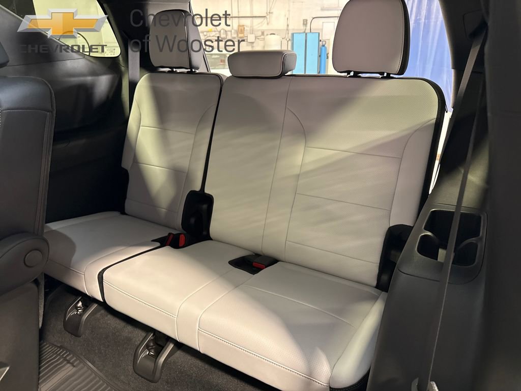 New 2026 Chevrolet Traverse High Country w/ LPO, Floor Liner Package image 37