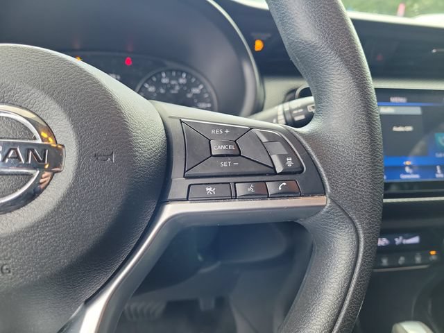 Used 2021 Nissan Kicks SV FWD image 23