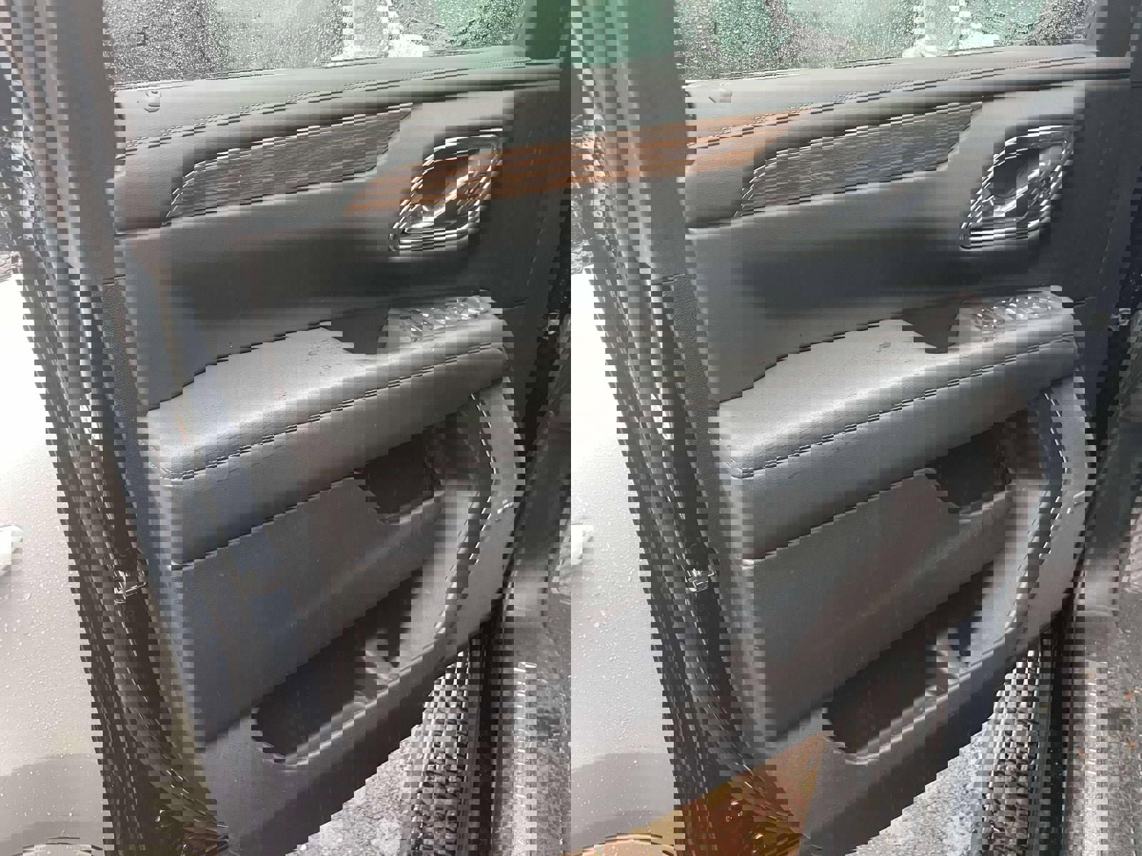 Used 2023 Chevrolet Tahoe High Country AWD/4WD image 16