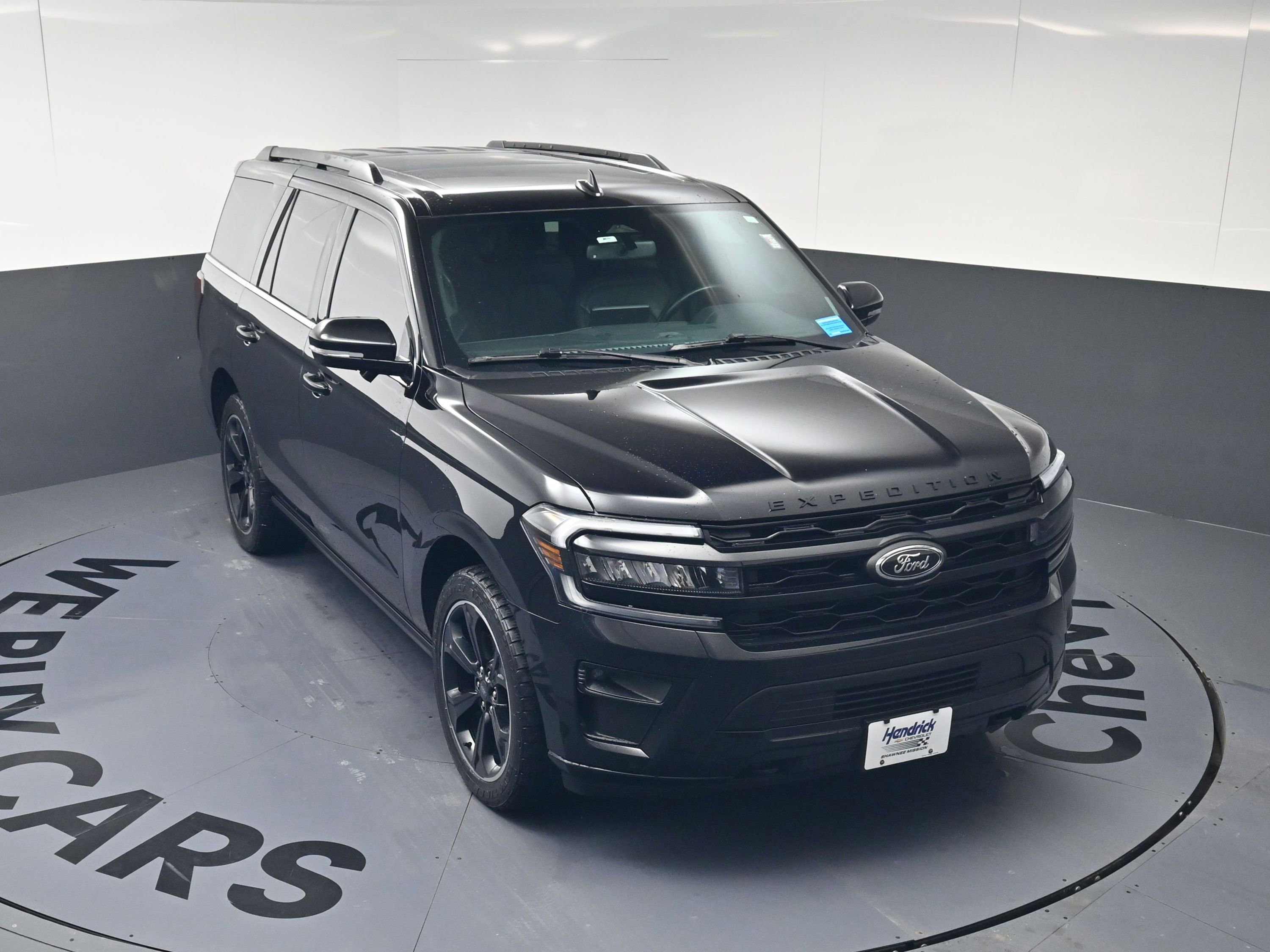 Used 2022 Ford Expedition Limited image 22