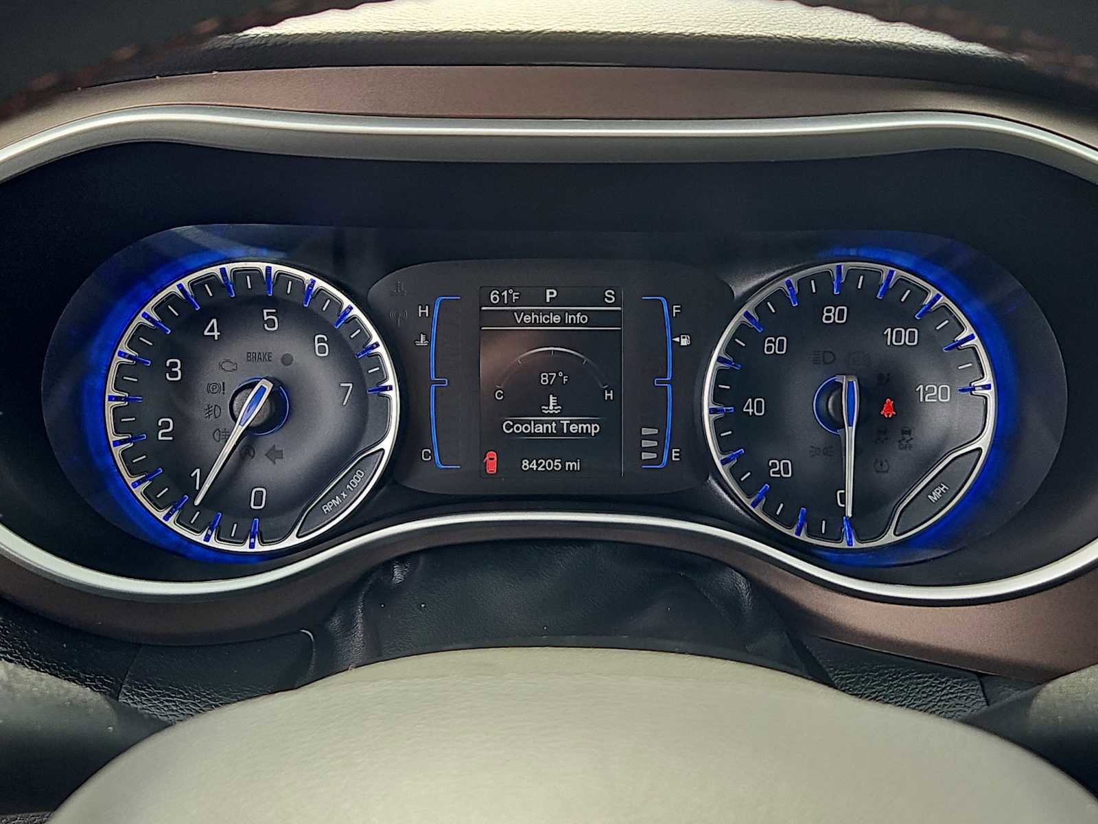 Used 2017 Chrysler Pacifica Touring-L image 29