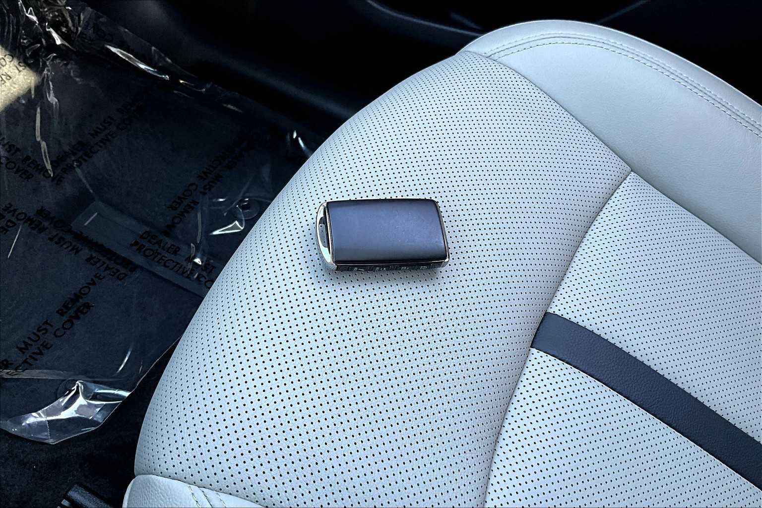 Used 2025 MAZDA CX-70 Plug-In Hybrid w/ Premium Pkg image 14