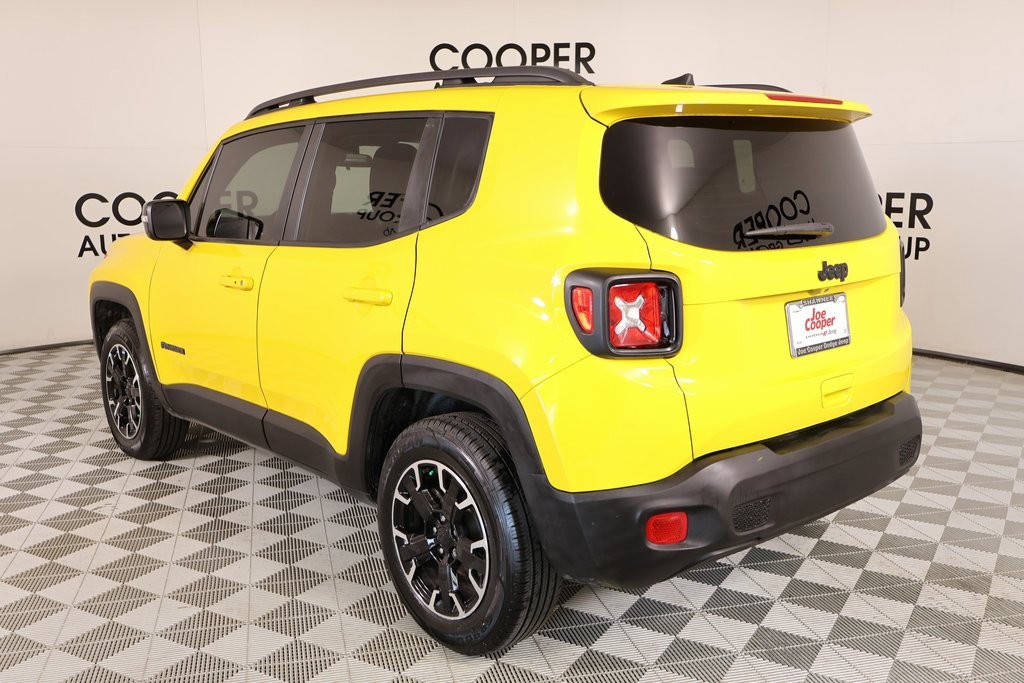 Used 2023 Jeep Renegade Latitude image 23