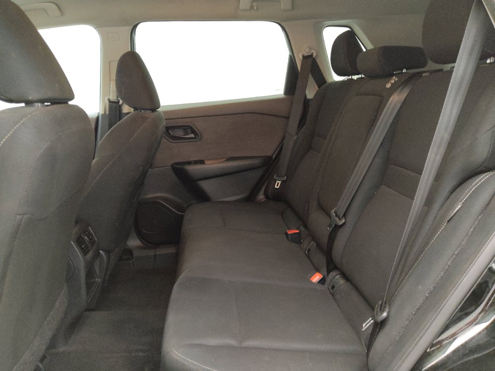 Used 2023 Nissan Rogue S FWD image 18