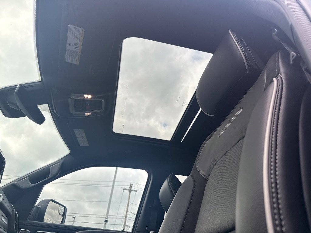 New 2027 RAM 1500 Laramie AWD/4WD image 21