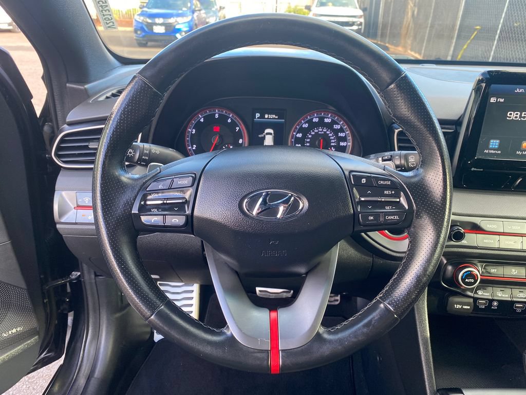 Used 2019 Hyundai Veloster Turbo FWD image 32