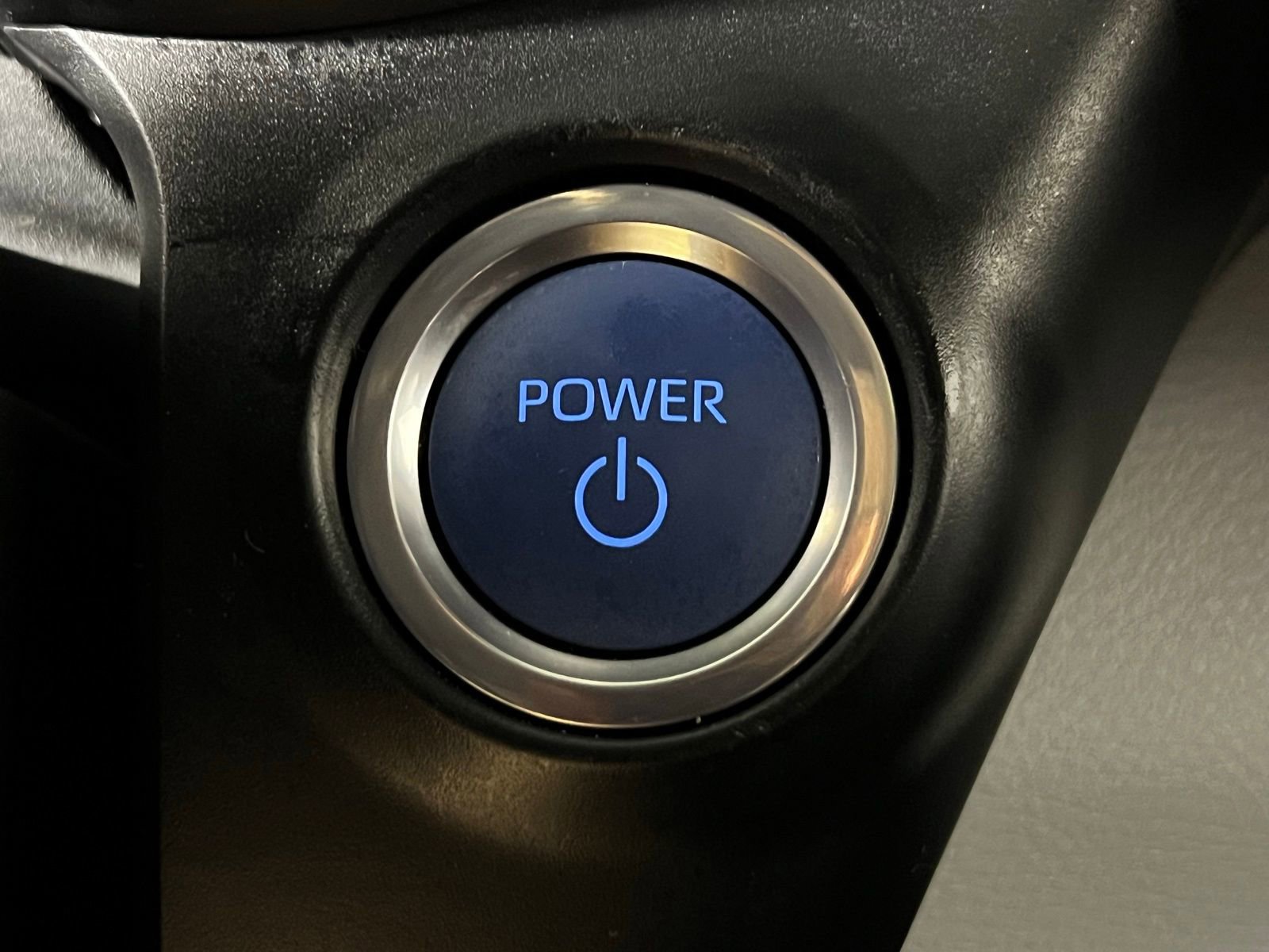 Certified 2024 Toyota Sienna XSE image 22